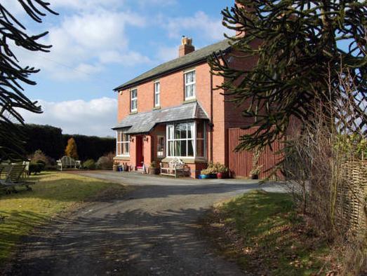 Hotel The Old Vicarage Dolfor Newtown  Exteriér fotografie